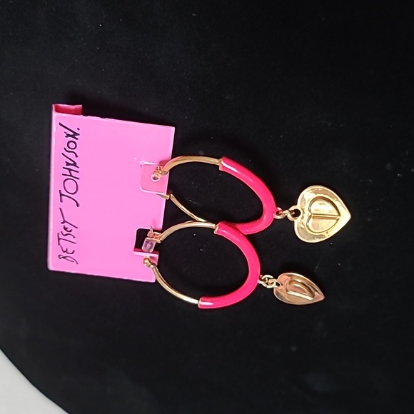New Vintage! BETSEY JOHNSON Status Collection Split Heart Hoop Earrings.